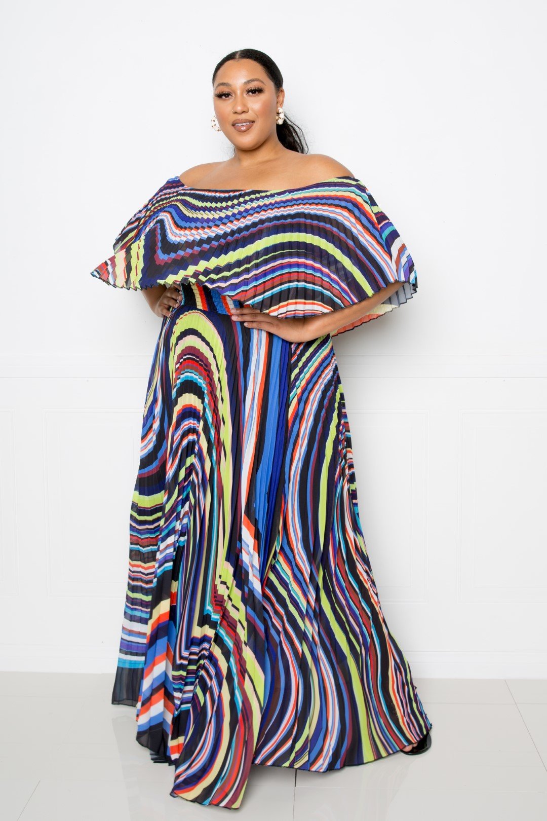 Geo Printed Off Shoulder Pleated Maxi ...